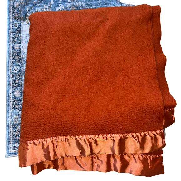 Vintage Acrylic Blanket Burnt Orange Rust Satin Trim USA 76x87 grandma retro - Picture 1 of 6